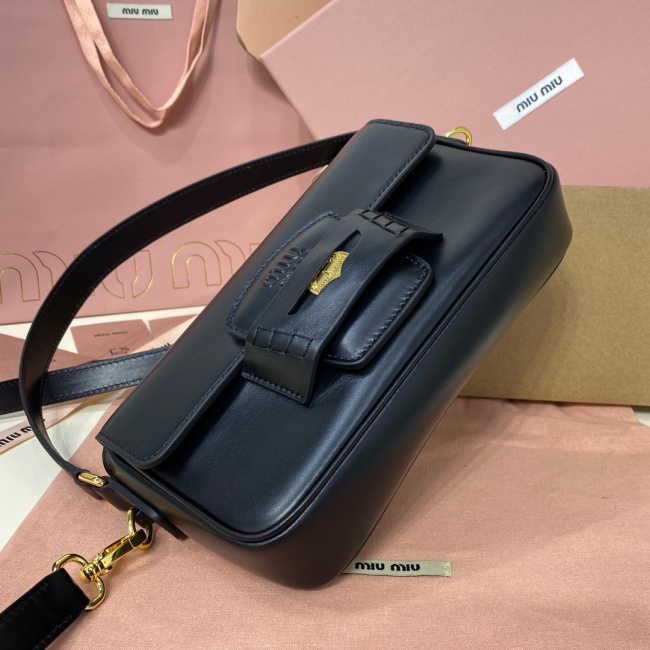 batch_img_1698de7a_20241202_i1733075618_63_3.jpg 4.jpg