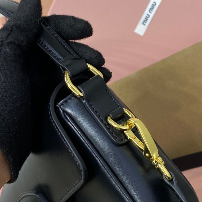 batch_img_1698de7a_20241202_i1733075618_63_3.jpg 7.jpg